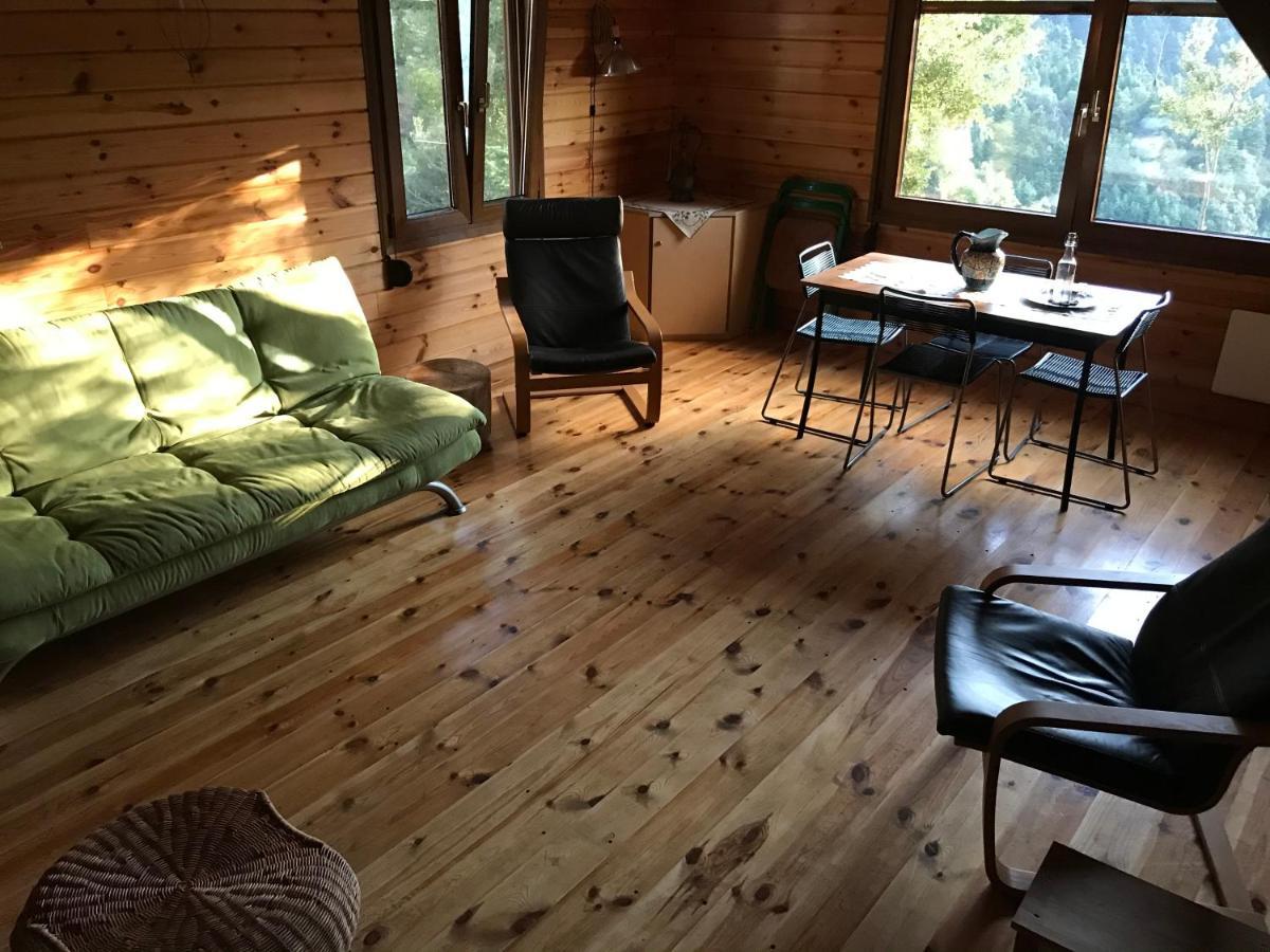 Chalet In The Forest 卡拉维塔 外观 照片