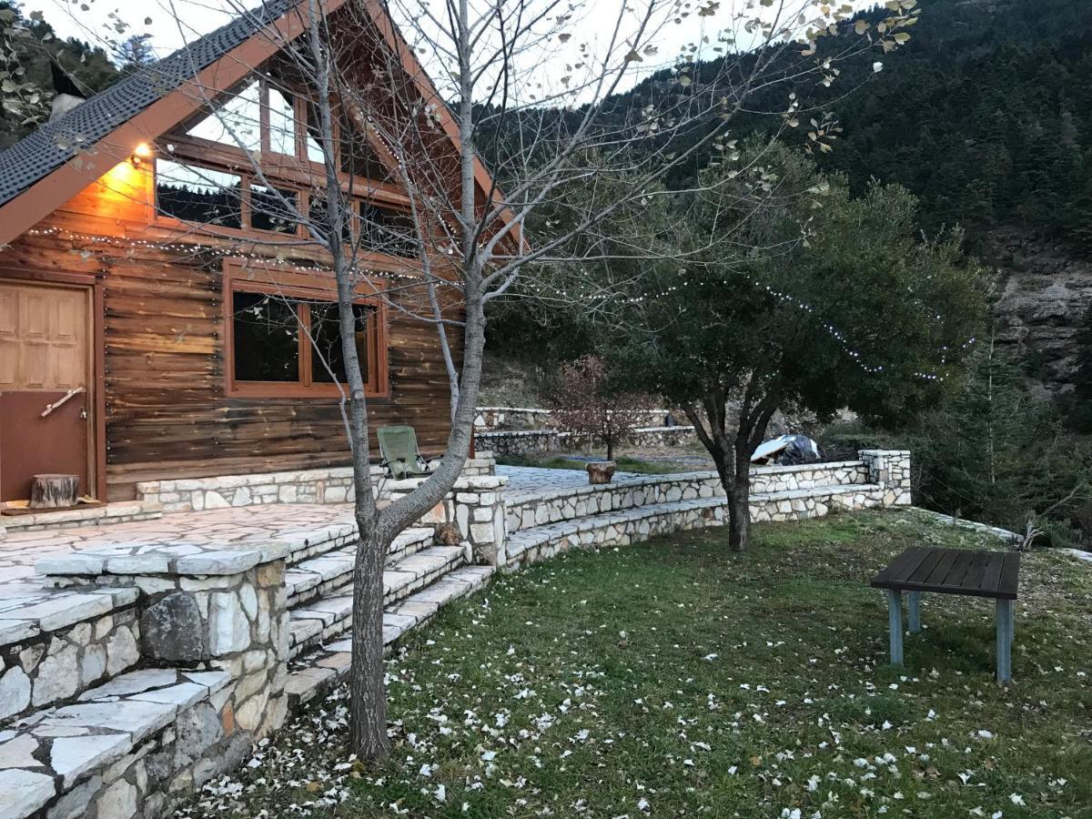 Chalet In The Forest 卡拉维塔 外观 照片